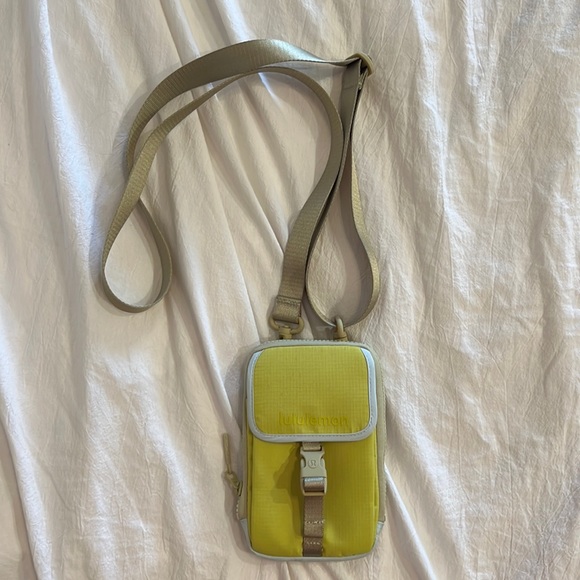 lululemon athletica Bags Nwot Lululemon Crossbody Poshmark